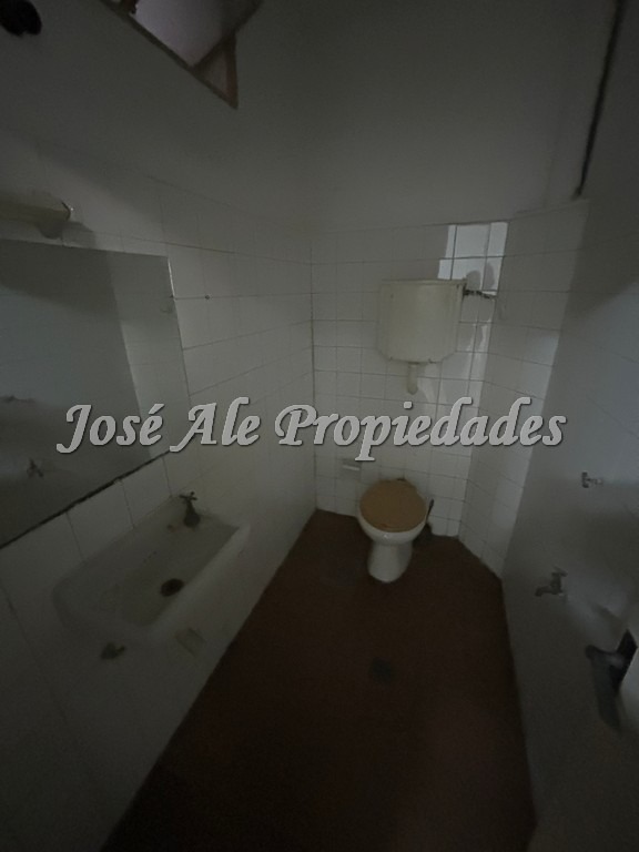 Imagen 8 de Local Comercial en estratégico punto, se encuentra a metros de la Av. Principal Gral Flores, en Colonia del Sacramento.