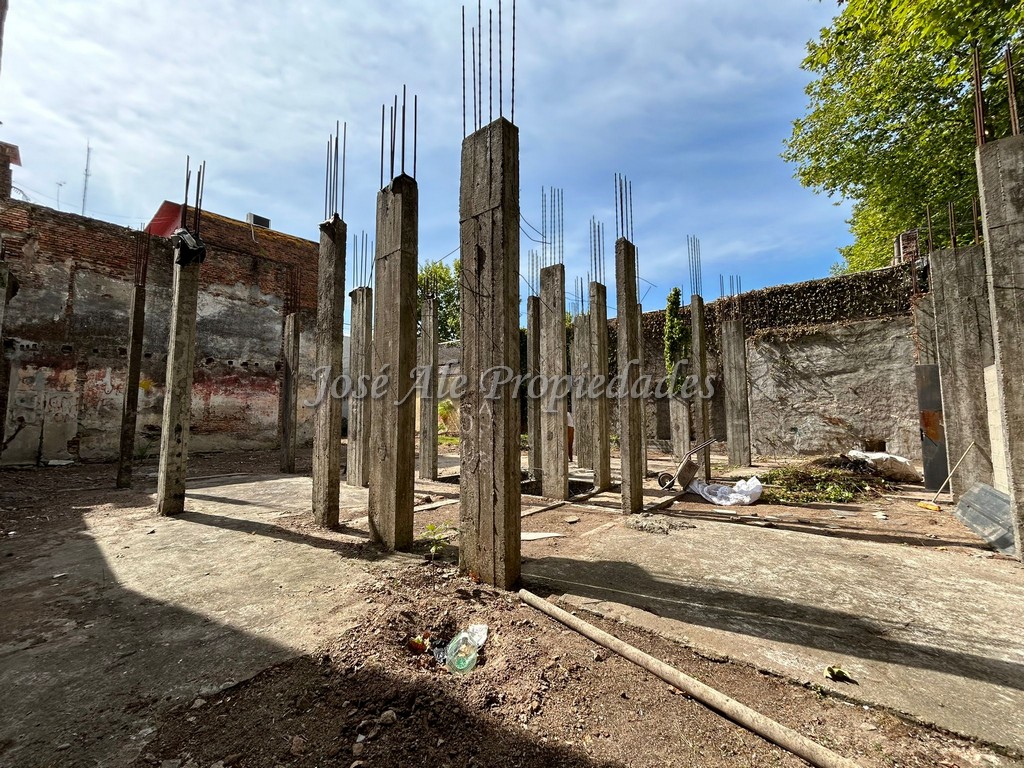 Imagen 5 de PARA INVERSORES  Único predio ubicado en el centro de la ciudad de Colonia del Sacramento.