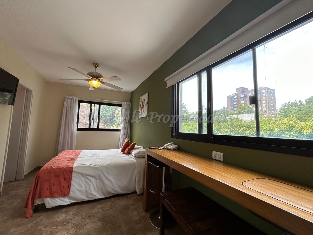 Imagen 9 de OPORTUNIDAD DE INVERSIÓN- Destacada posada con ambientes de estilo colonial en Colonia del Sacramento.