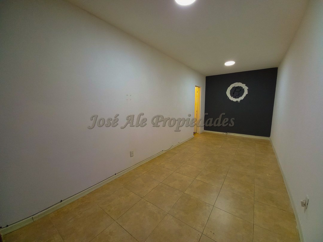 Imagen 6 de Local comercial en Galerías América en pleno centro de la ciudad de Colonia del Sacramento