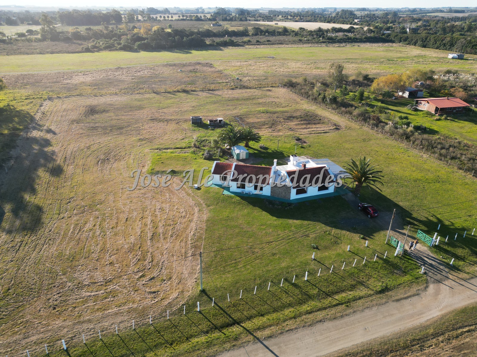 Imagen 2 de Chacra ubicada a tan solo 10 min del centro de la ciudad de Colonia.