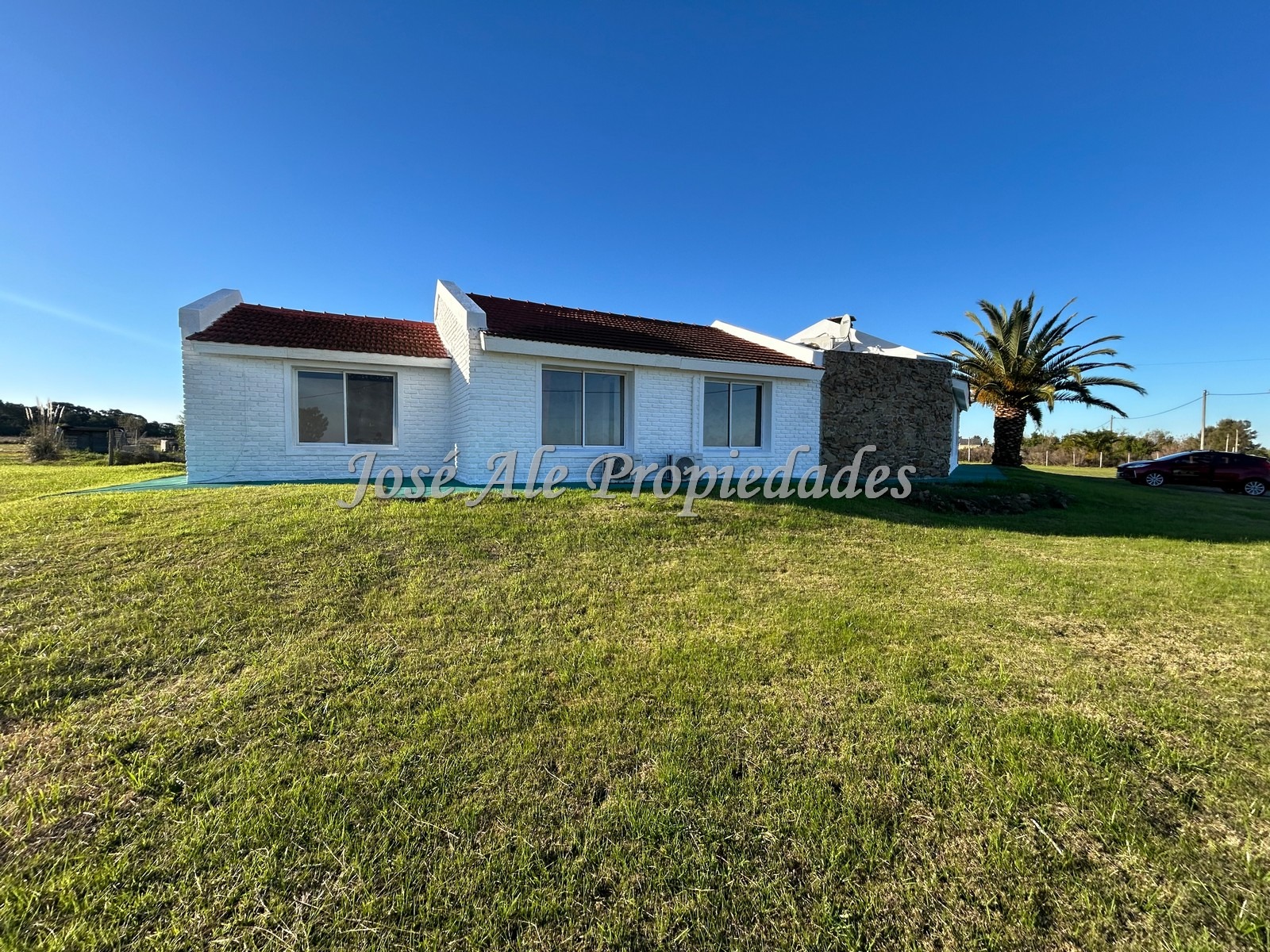 Imagen 5 de Chacra ubicada a tan solo 10 min del centro de la ciudad de Colonia.