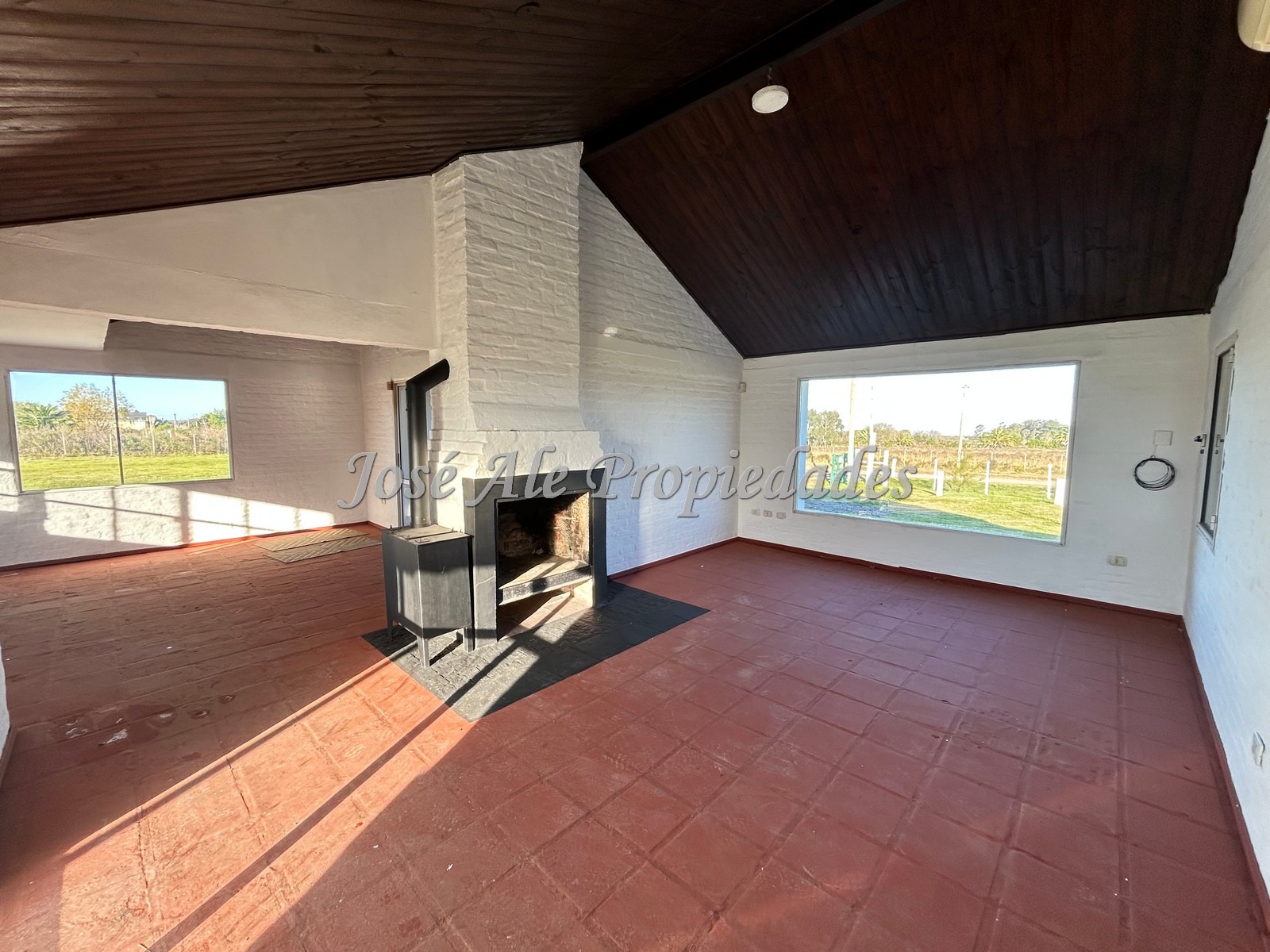 Imagen 7 de Chacra ubicada a tan solo 10 min del centro de la ciudad de Colonia.