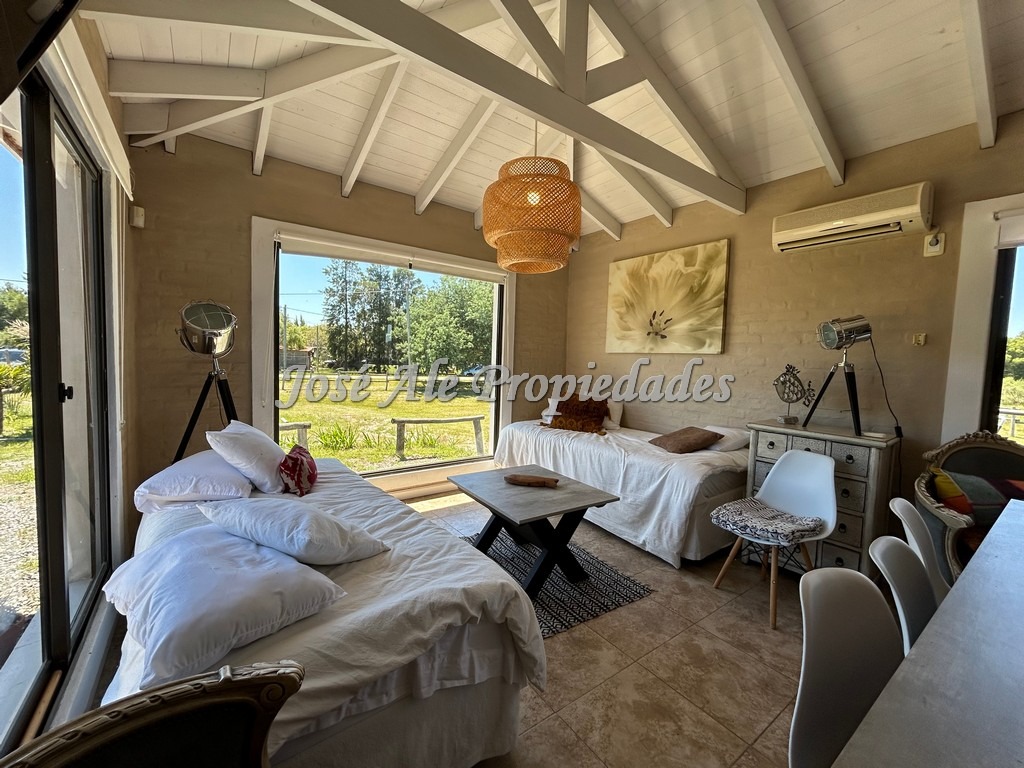 Imagen 3 de Hermosa chacra ubicada en Laguna de los Patos, a tan solo 5 km del centro de la ciudad de Colonia del Sacramento.