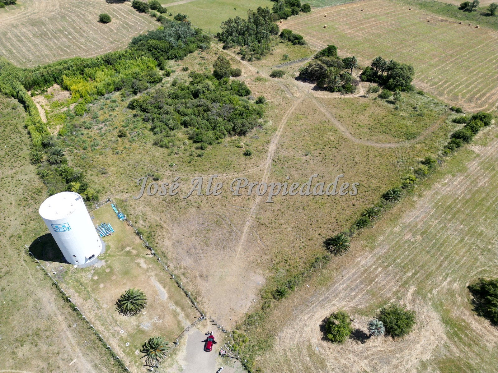 Imagen 6 de Lote de 3HA ubicado en la continuación del Barrio los Algodones, a la altura de la Bodega Bernardi por Ruta 1 en Colonia del Sacramento.