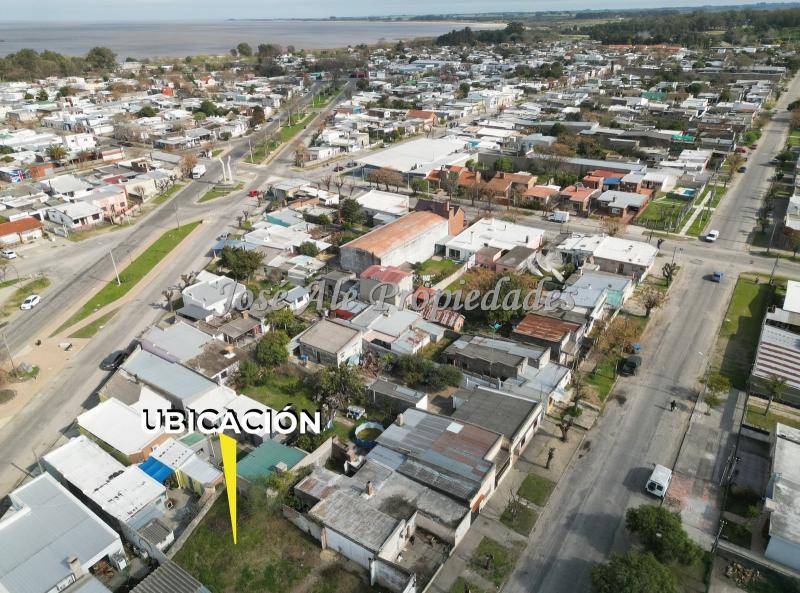 Terreno ubicado en el centro de Juan Lacaze, Colonia.