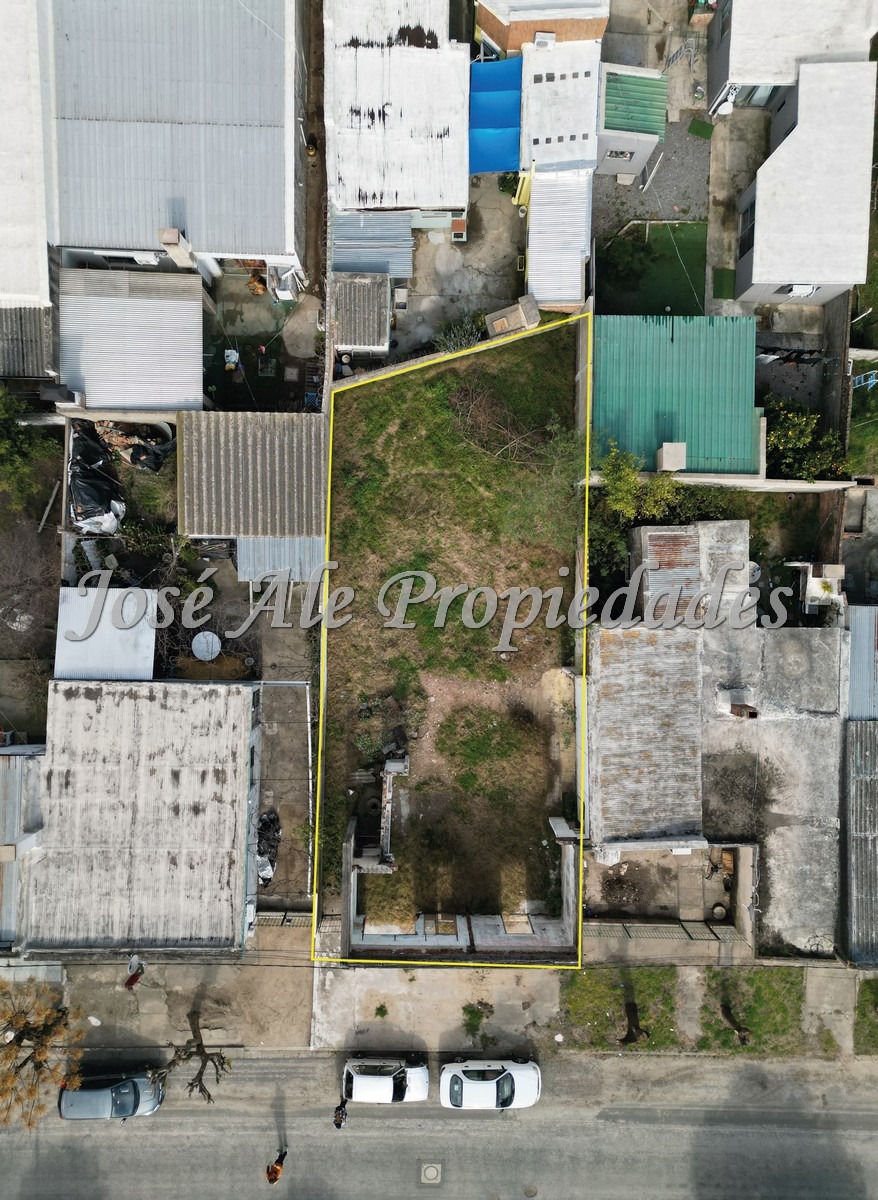 Imagen 2 de Terreno ubicado en el centro de Juan Lacaze, Colonia.
