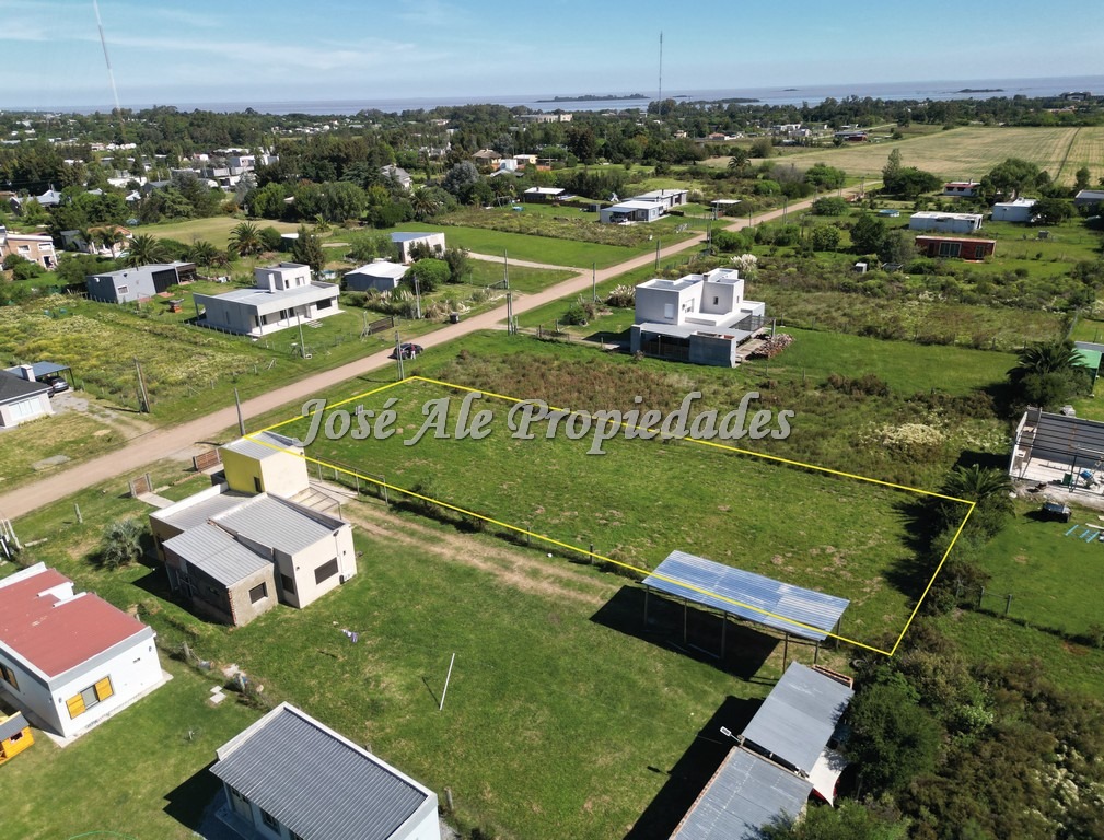 Imagen 4 de Terreno alto y parejo, de 1145m2 ubicado en una zona muy linda, Próximo a la Plaza de Toros de Colonia del Sacramento.