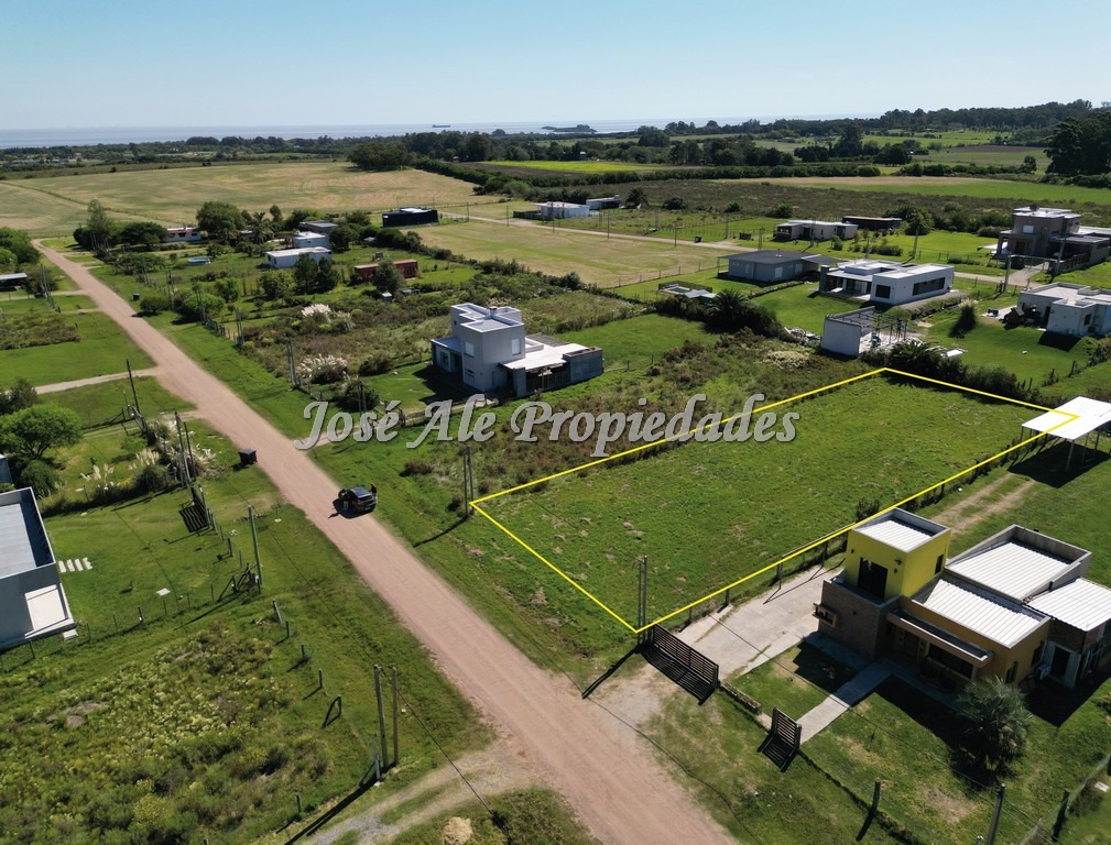 Imagen 7 de Terreno alto y parejo, de 1145m2 ubicado en una zona muy linda, Próximo a la Plaza de Toros de Colonia del Sacramento.