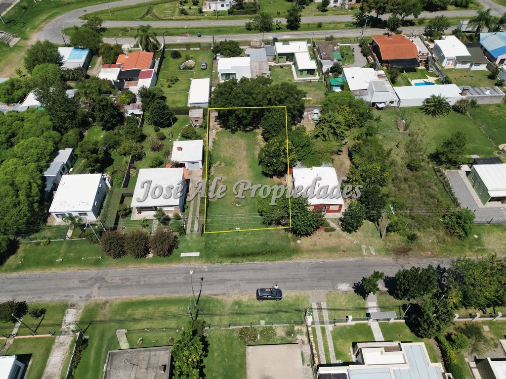 Imagen 3 de Terreno ubicado en el Real de San Carlos sobre calle Eduardo Fabini, Colonia del Sacramento.