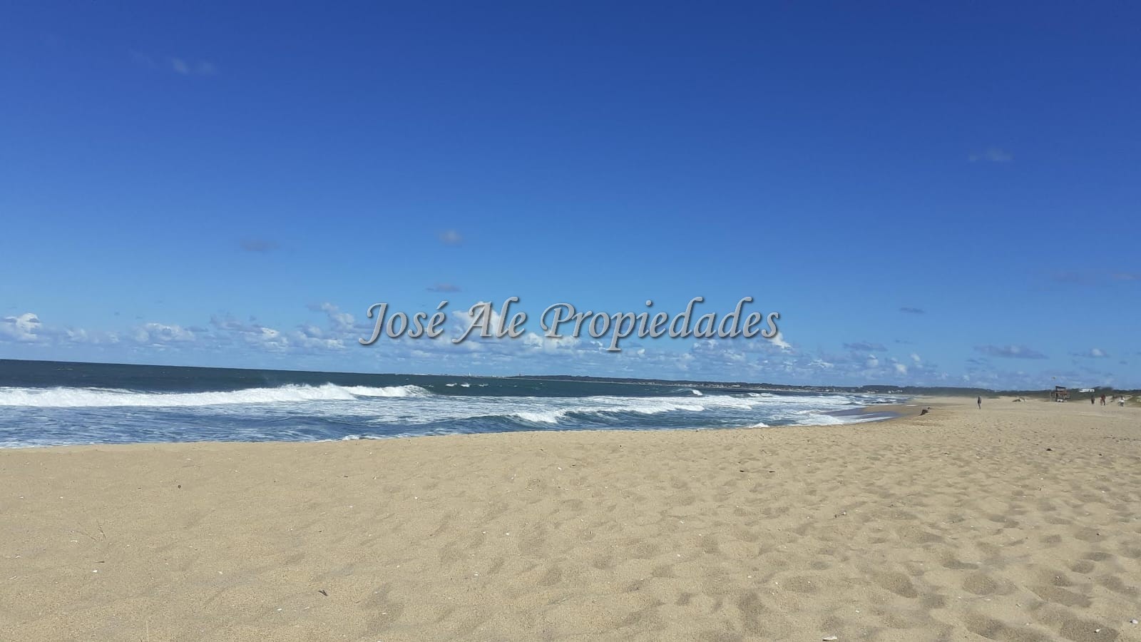 Imagen 5 de 2 destacados lotes de 691m2 c/u ubicados a tan solo 300m de la playa a 20min de la Pedrera, Rocha.