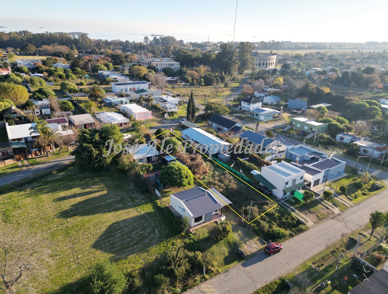 Imagen 8 de Terreno ubicado en el Real de San Carlos con salida a 2 calles, a pocas cuadras de la Plaza de Toros, Colonia.