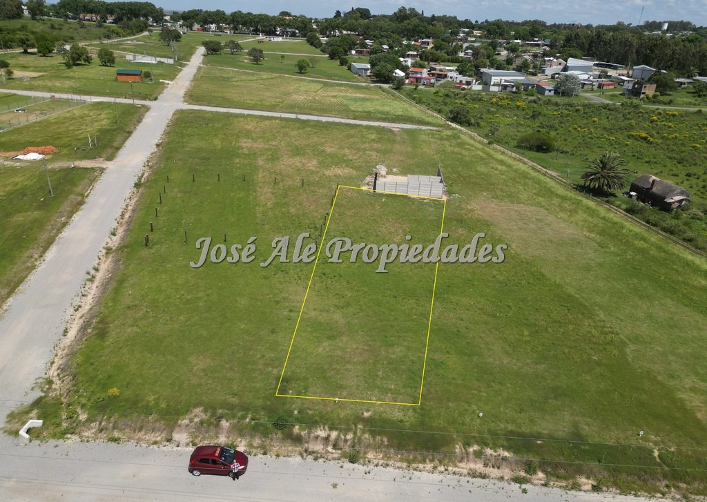 Imagen 2 de Terreno en barrio Los Ceibos.