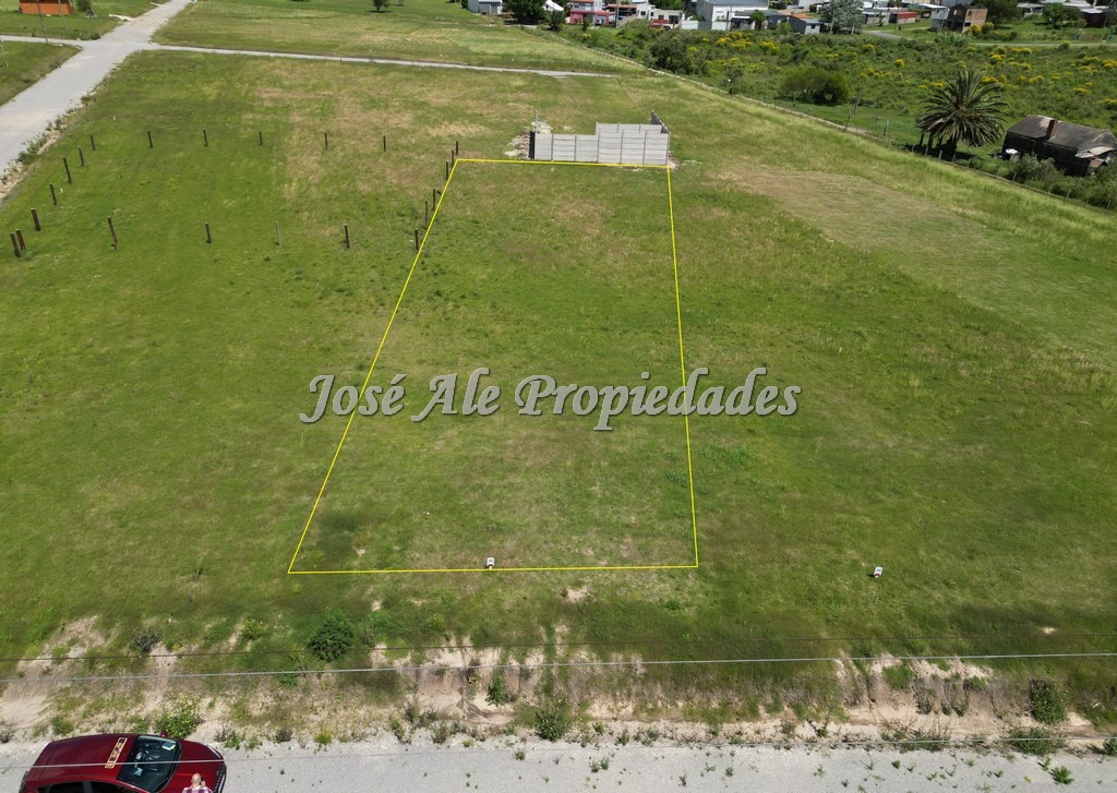 Imagen 3 de Terreno en barrio Los Ceibos.