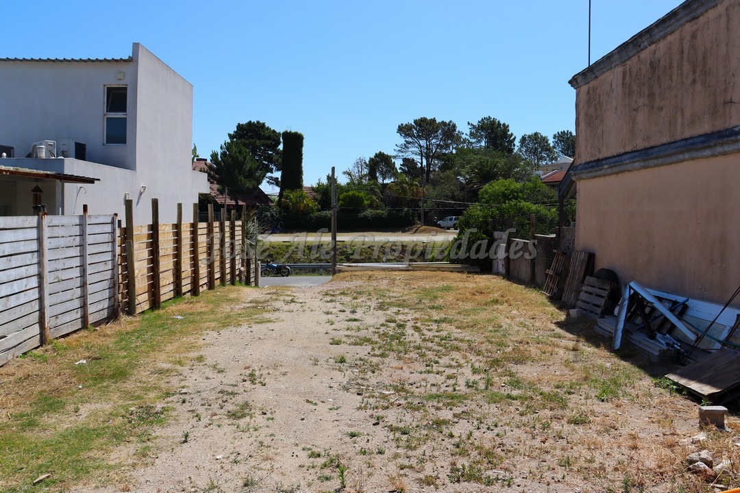Imagen 6 de Terreno ubicado sobre la calle Villamajo en una hermosa zona de Colonia.
