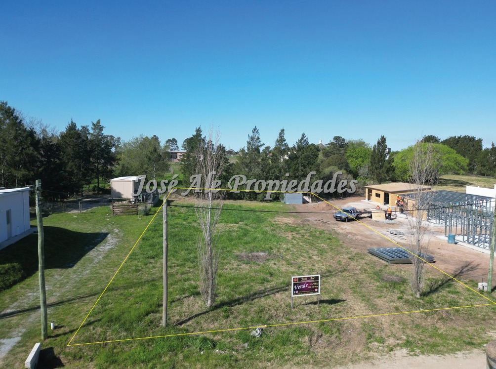 Imagen 6 de Amplio terreno de 1200 mts de superficie en hermosa y tranquila zona.