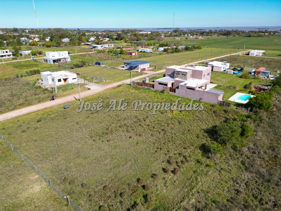 Imagen 5 de Terreno ubicado en zona Real de San Carlos, camino del medio, se trata de un terreno de 1000m2 de sup.