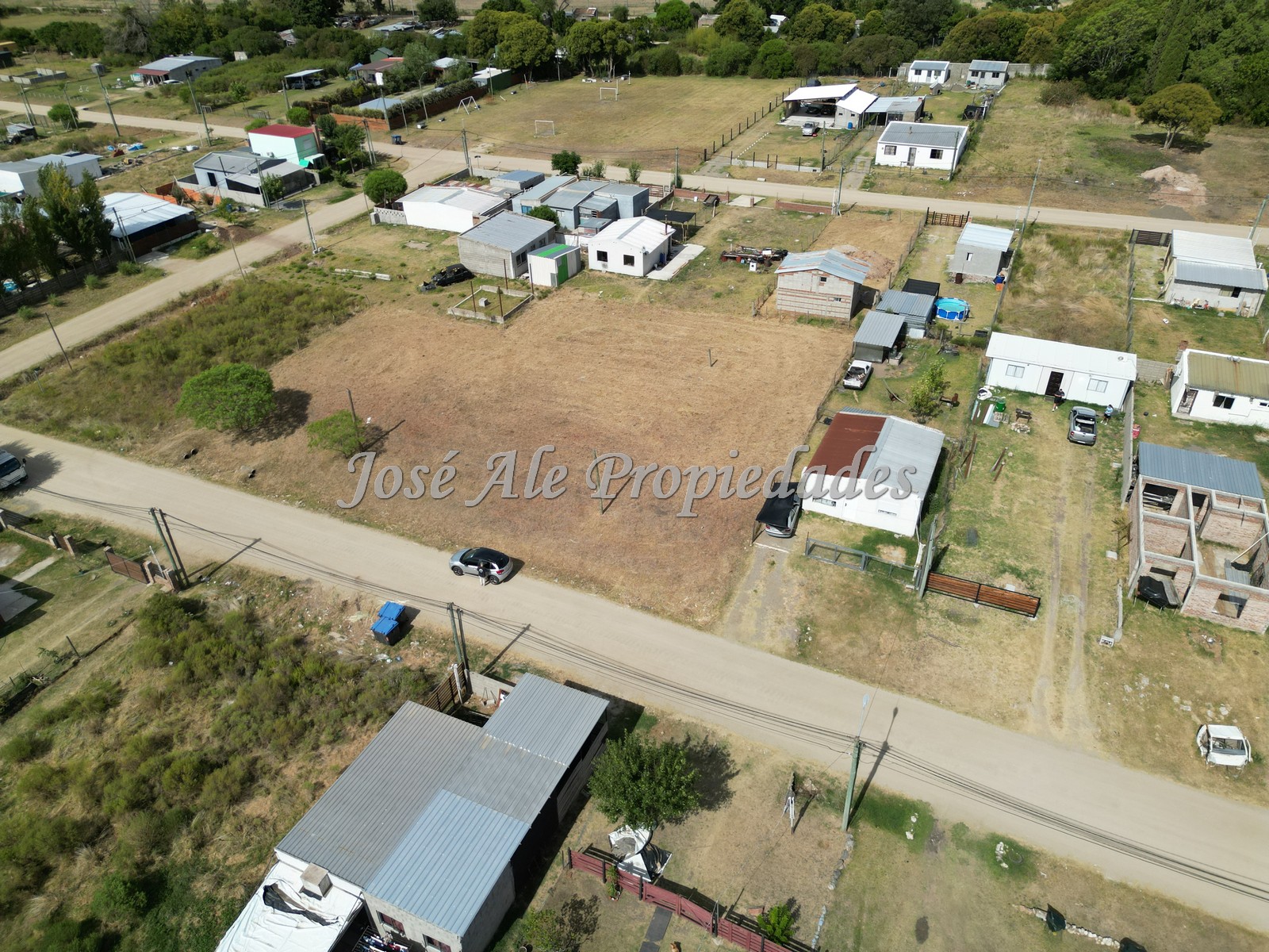 Imagen 5 de Se trata de 1 terreno ubicado en el barrio Los Algodones, El General. A metros de la Ruta nº1, Colonia.