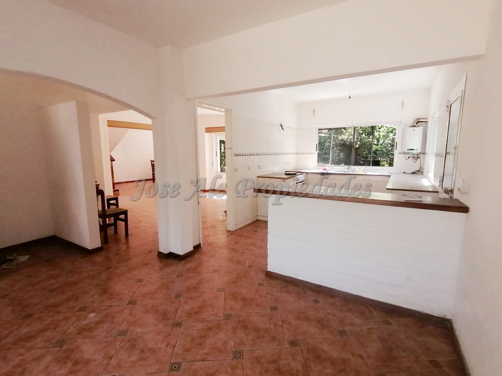 Imagen 5 de Espectacular propiedad a solo metros de Rambla Costanera y playas de Colonia del Sacramento.