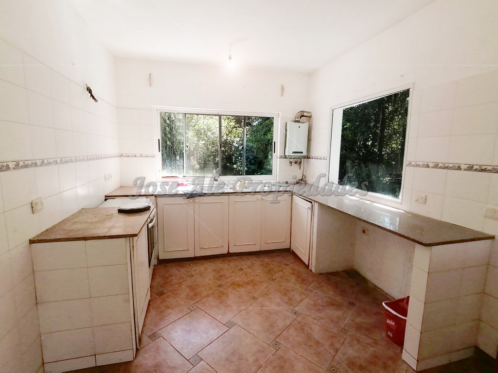 Imagen 6 de Espectacular propiedad a solo metros de Rambla Costanera y playas de Colonia del Sacramento.