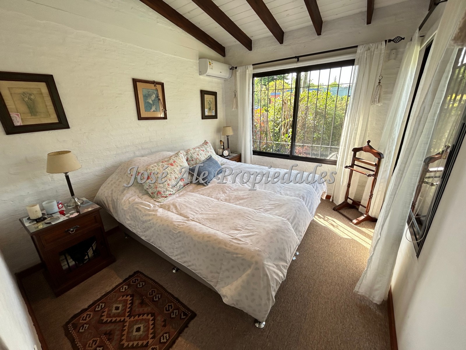 Imagen 9 de Hermosa propiedad de 3 dormitorios, a tan solo 3 cuadras de la Rambla y Playas de Colonia.