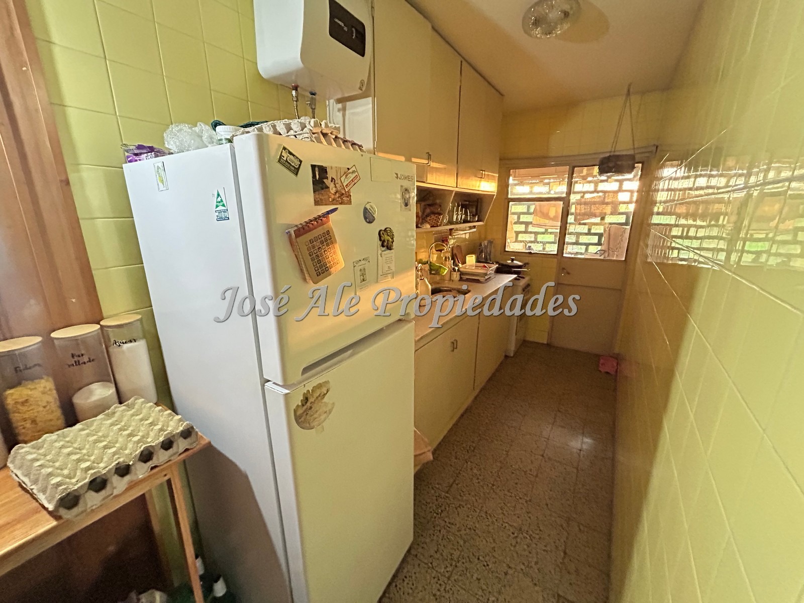 Imagen 7 de Hermoso apartamento céntrico de 3 dormitorios ubicado sobre la Av Principal, Colonia.