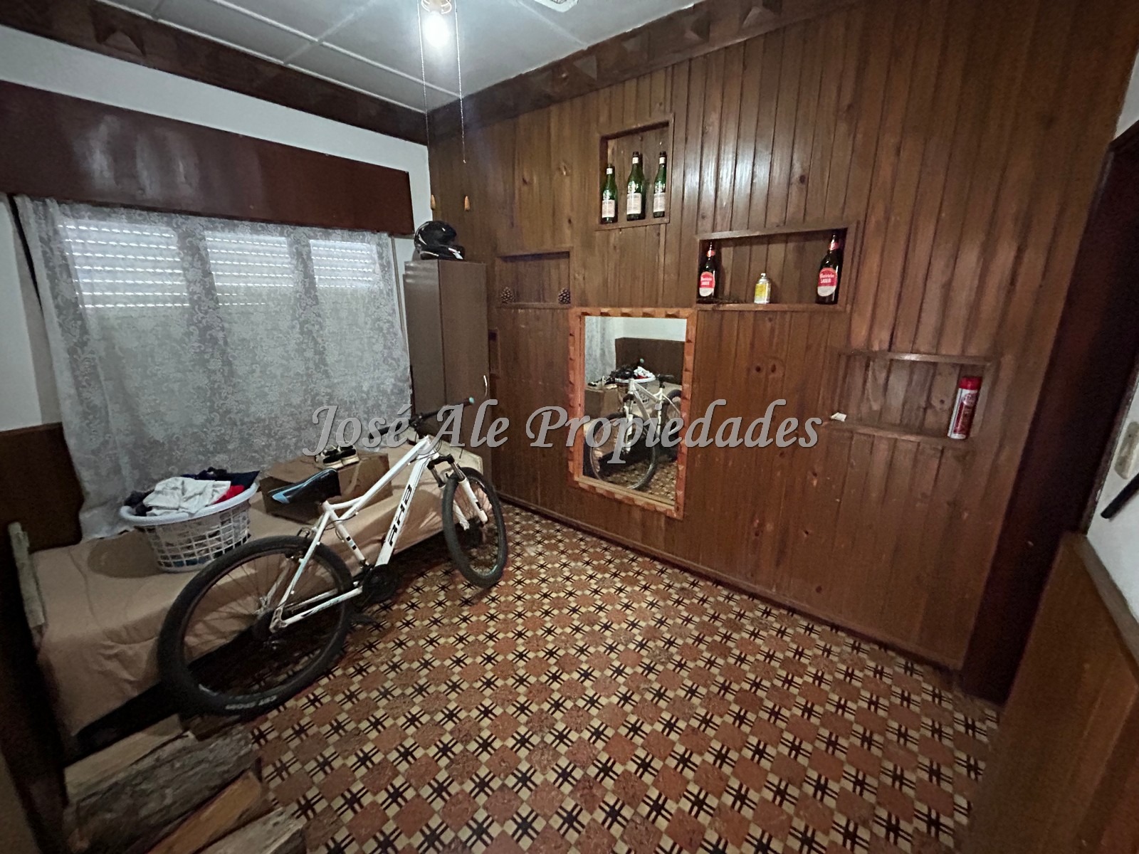 Imagen 4 de Casa de 2 dormitorios con galpón ubicada en el centro de Juan Lacaze, Colonia.