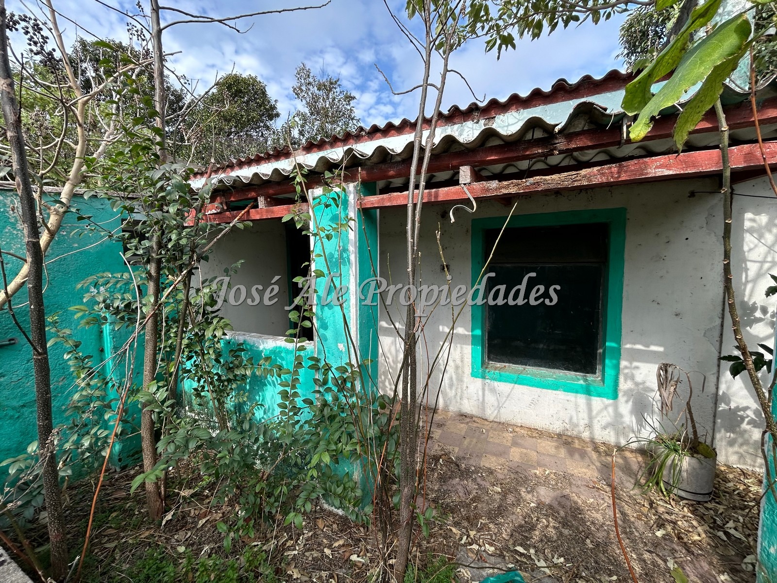Imagen 9 de Casa de 2 dormitorios con galpón ubicada en el centro de Juan Lacaze, Colonia.