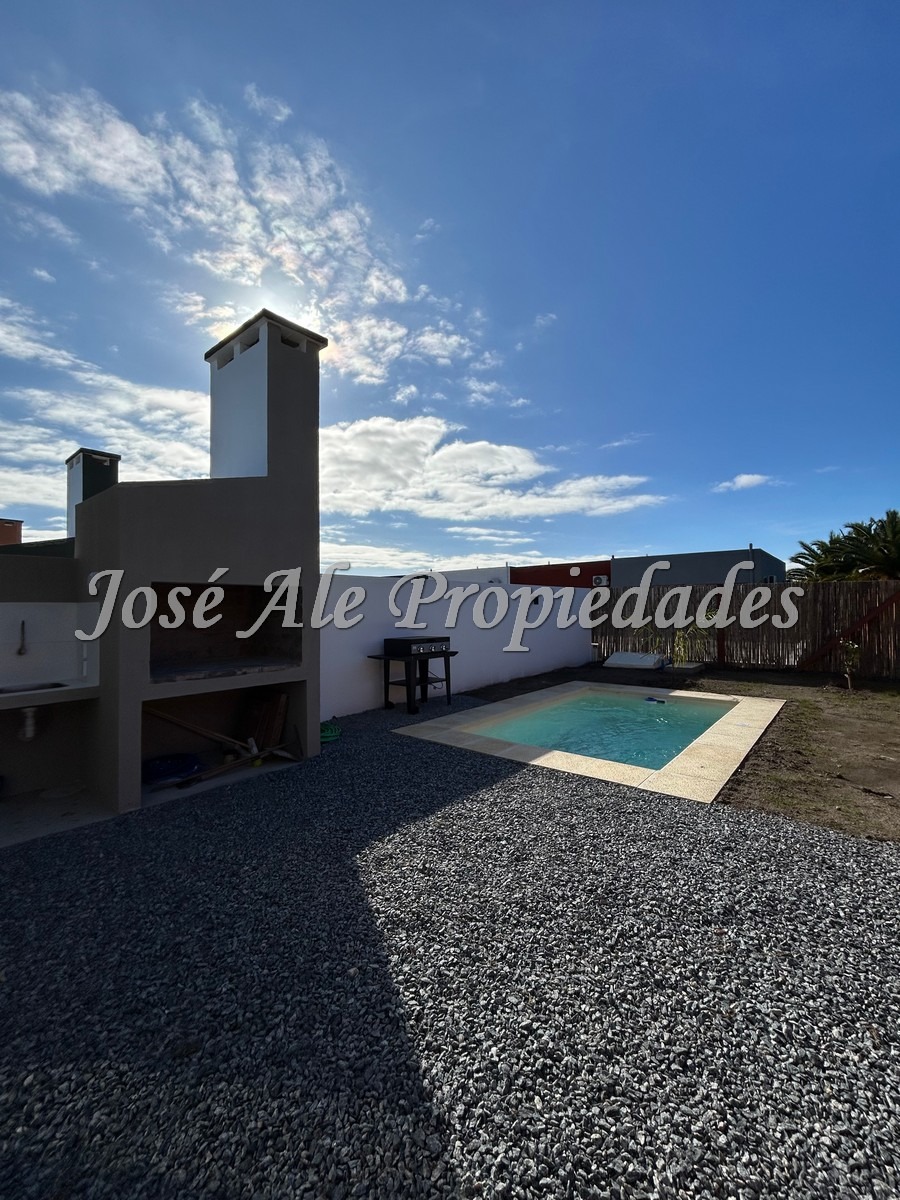 Imagen 10 de Casa de 2 dormitorios a estrenar ubicada en agradable entorno en el Real de San Carlos, Colonia.