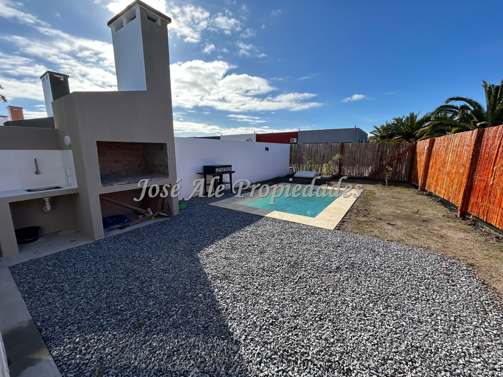 Imagen 7 de Casa de 2 dormitorios a estrenar ubicada en agradable entorno en el Real de San Carlos, Colonia.