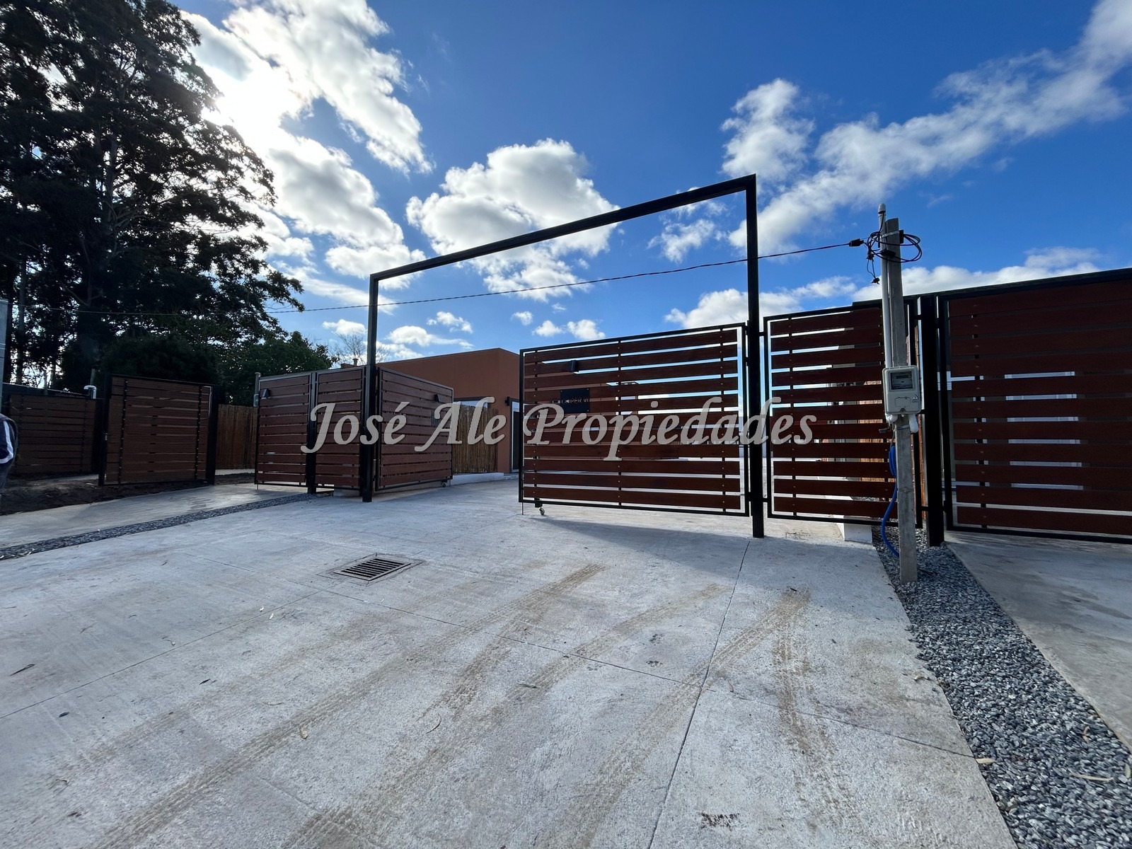 Imagen 8 de Casa de 2 dormitorios a estrenar con renta ubicada en agradable entorno en el Real de San Carlos, Colonia