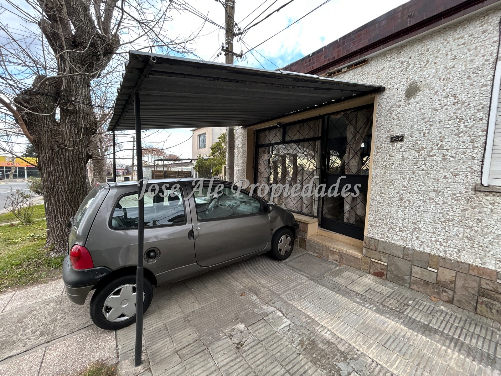 Imagen 2 de Casa de 2 dormitorios con apto independiente, Colonia.