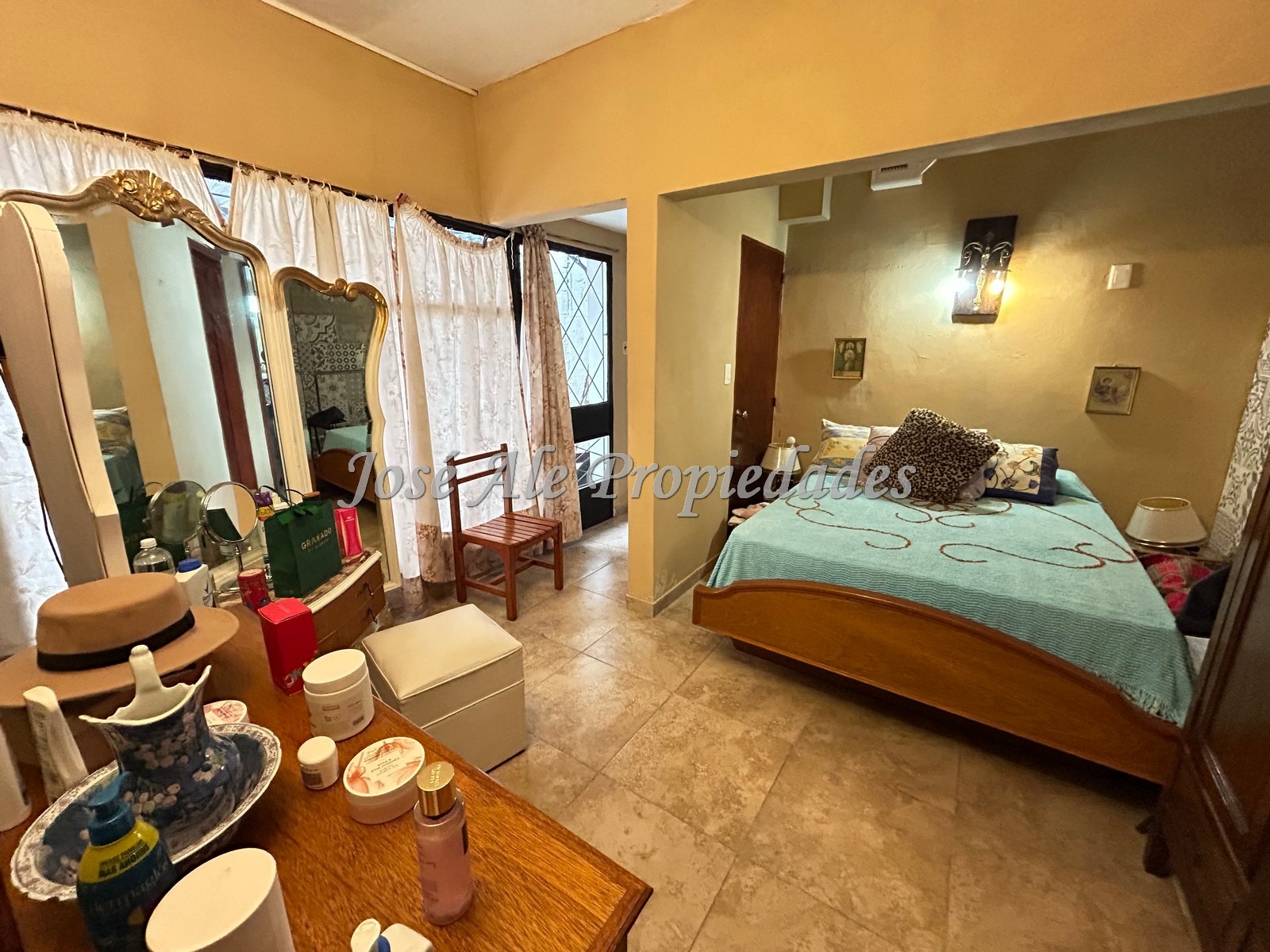 Imagen 7 de Casa de 2 dormitorios con apto independiente, Colonia.