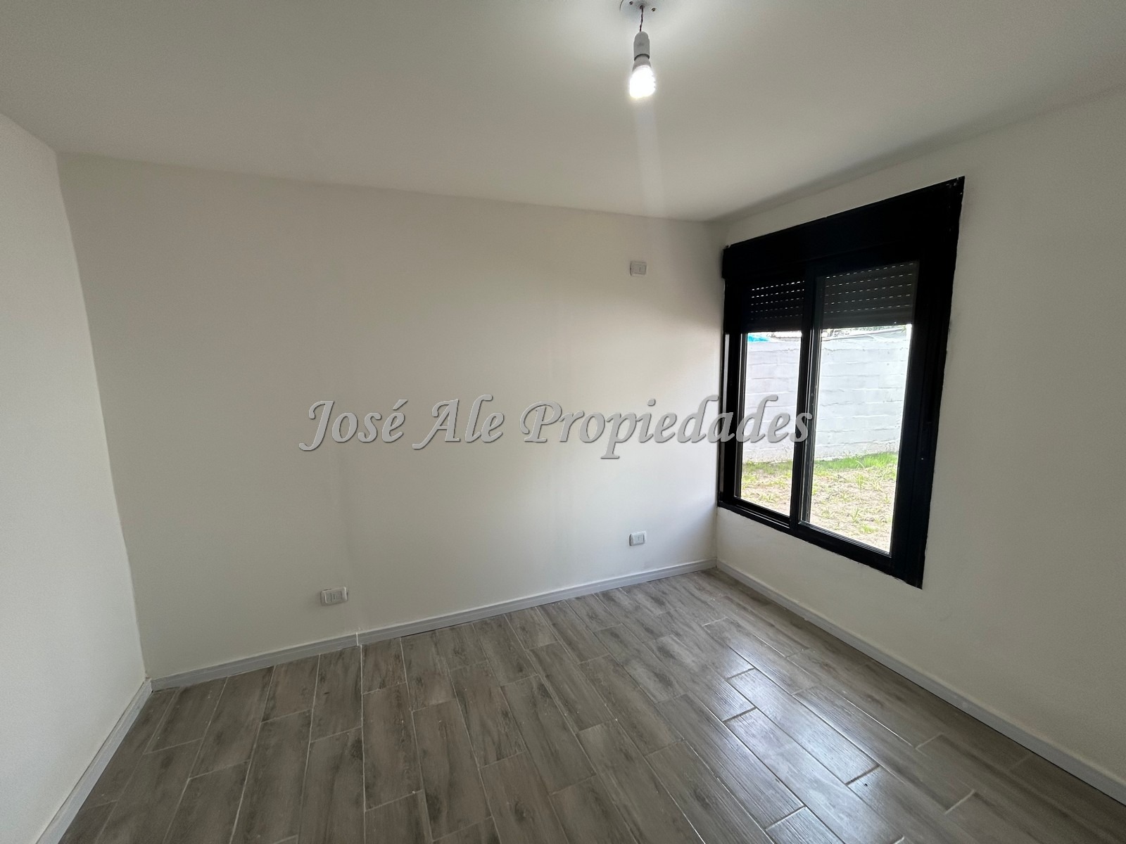 Imagen 6 de Casa de 2 dormitorios a estrenar a 3 cuadras de la Rambla y Playas de Colonia.