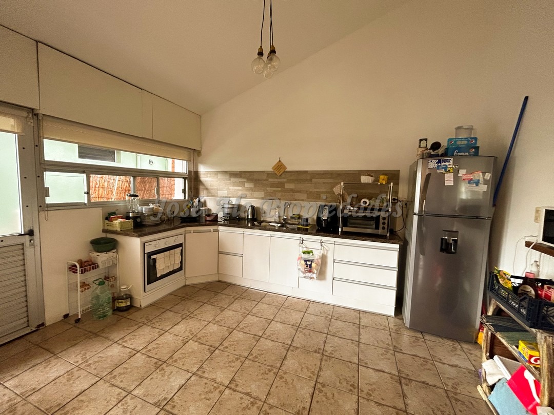 Imagen 4 de Excelente propiedad ubicada a metros de Rambla Costanera, estratégicamente ubicada a pasos del centro de la ciudad.