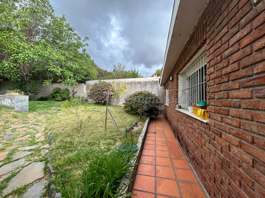 Imagen 9 de Excelente propiedad ubicada a metros de Rambla Costanera, estratégicamente ubicada a pasos del centro de la ciudad.