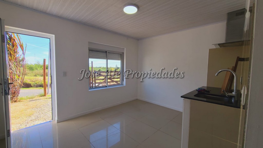 Imagen 3 de Apartamento ubicado en el Real de San Carlos, próxima a todos los servicios y centros de estudios.
