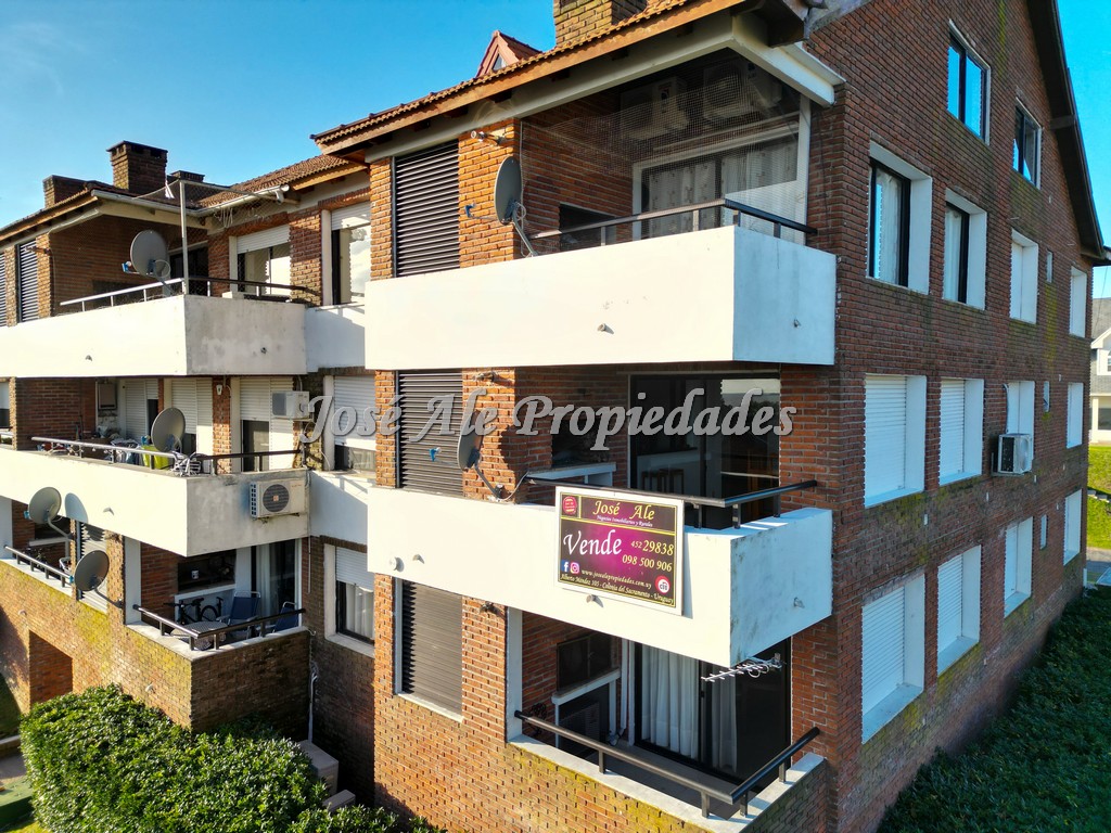 Imagen 1 de Magnífico departamento ubicado en Rambla Costanera de Colonia del Sacramento.