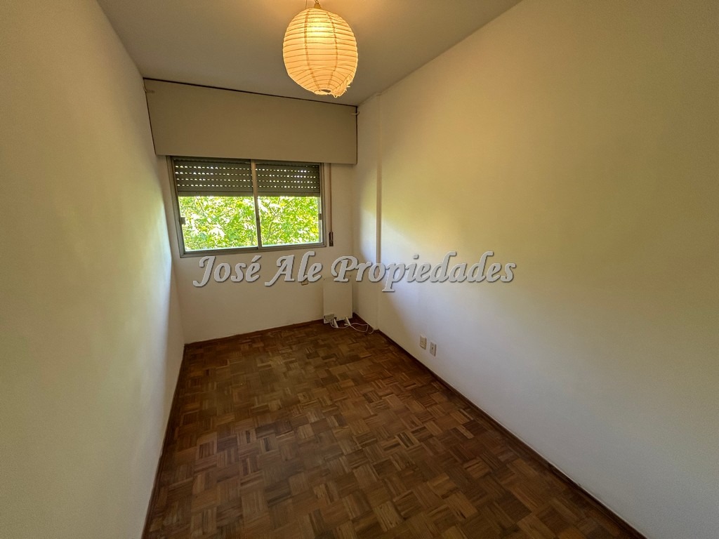 Imagen 6 de Hermoso apartamento de 2 dormitorios y 1 baño, ubicado en Avda. Principal de Colonia del Sacramento.