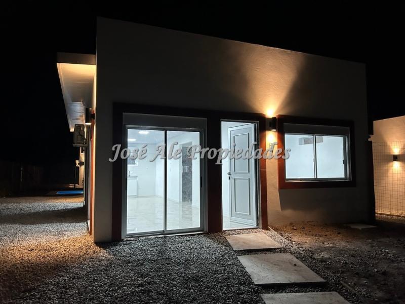 Casa unidad 2, se encuentra ubicado en hermoso fraccionamiento del Real de San Carlos.