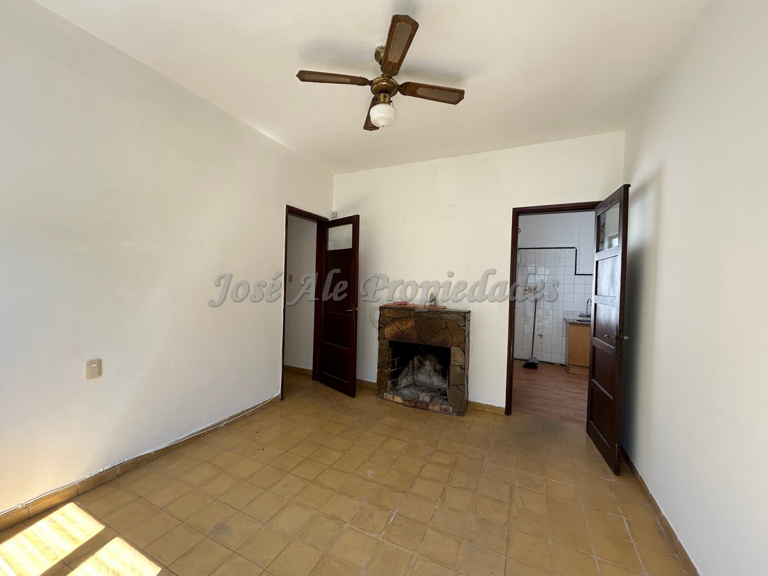 Imagen 2 de Hermosa propiedad ubicada en zona céntrica, próxima a las 2 avenidas y cerca del Shopping.