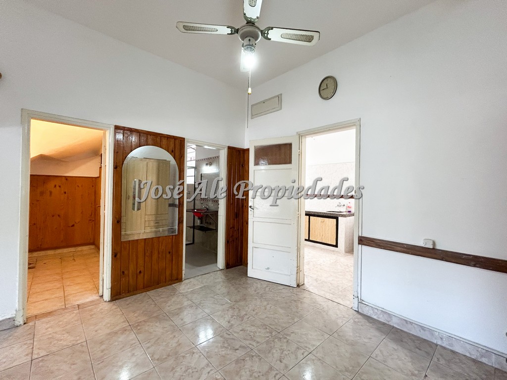 Imagen 5 de Casa ubicada en el centro de la ciudad de Colonia del Sacramento a tan solo 4 cuadras de la Rambla Costanera.