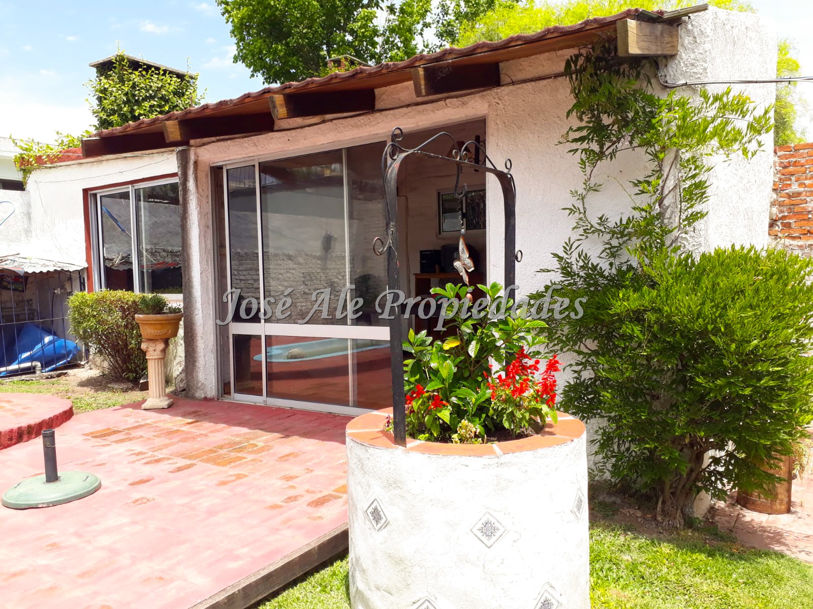 Imagen 4 de Propiedad en estratégica ubicación, a solo metros de Rambla Costanera y zona comercial.