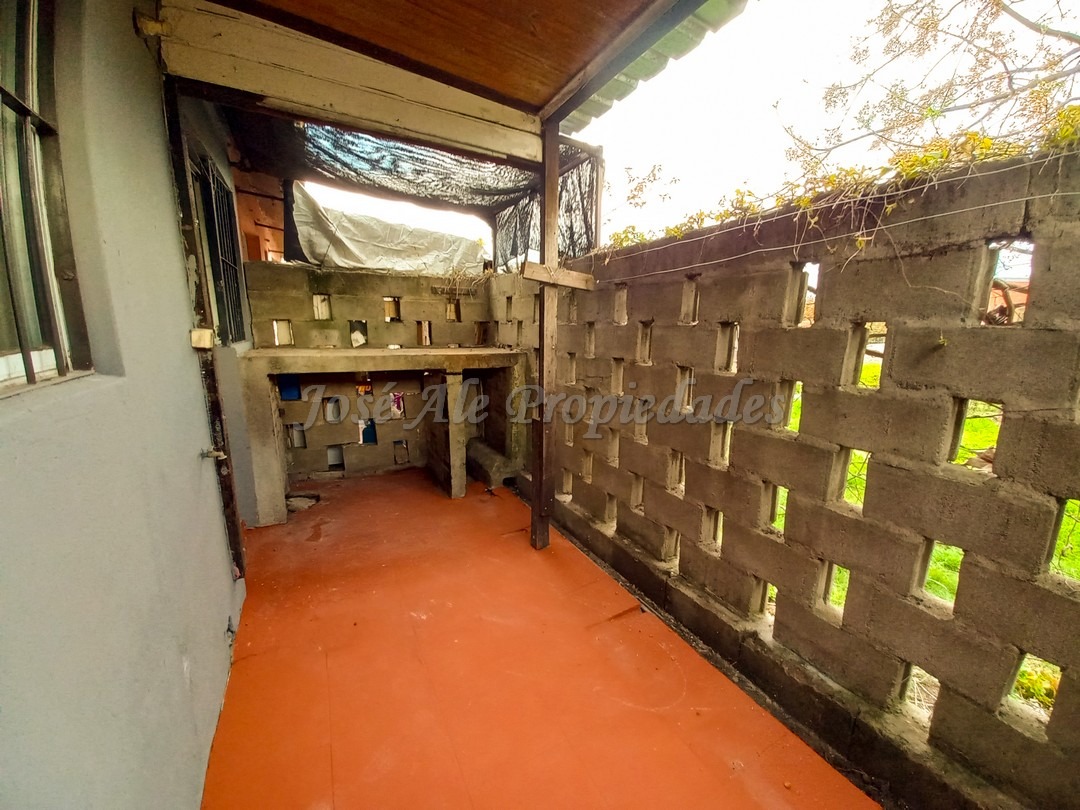 Imagen 8 de Muy lindo apartamento a una cuadra de ruta 21, próximo al supermercado el Dorado y a todos los servicios.