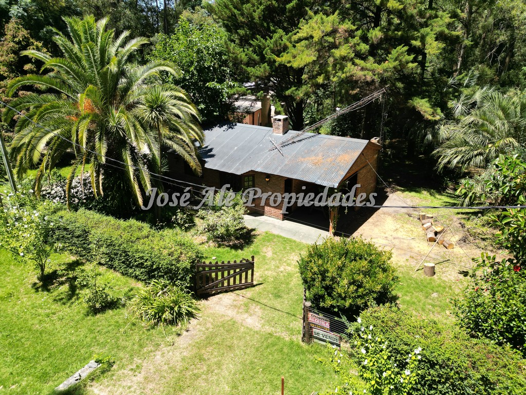 Imagen 3 de Casa ubicada en el Balneario Santa Ana amueblada a pocas cuadras de la playa.