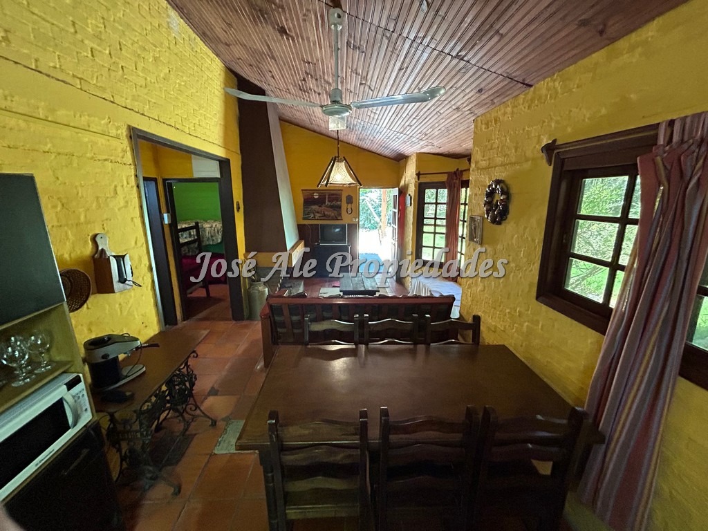 Imagen 7 de Casa ubicada en el Balneario Santa Ana amueblada a pocas cuadras de la playa.