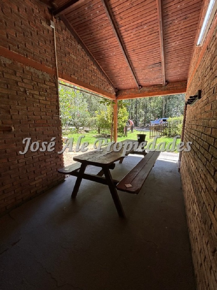 Imagen 9 de Casa ubicada en el Balneario Santa Ana amueblada a pocas cuadras de la playa.