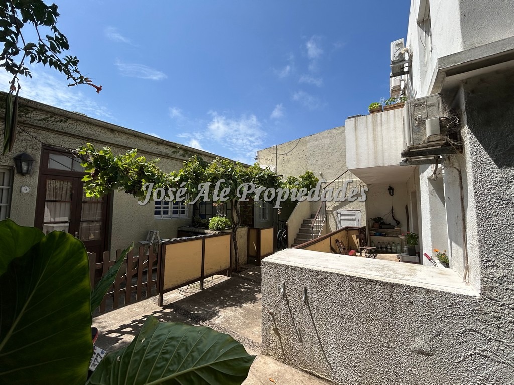 Imagen 4 de Oportunidad!! Complejo de 5 apartamentos.