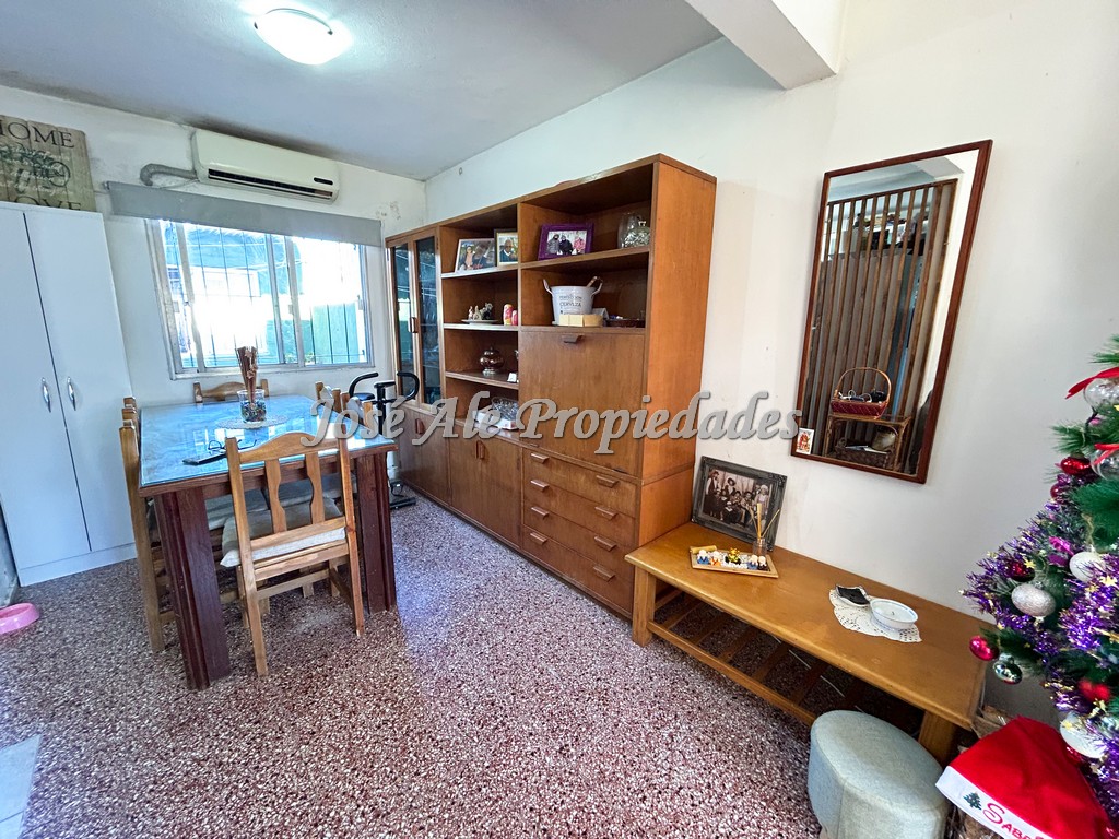 Imagen 2 de Excelente vivienda ubicada en el Real de San Carlos, a pocas cuadras de la Rambla y Playas de Colonia.