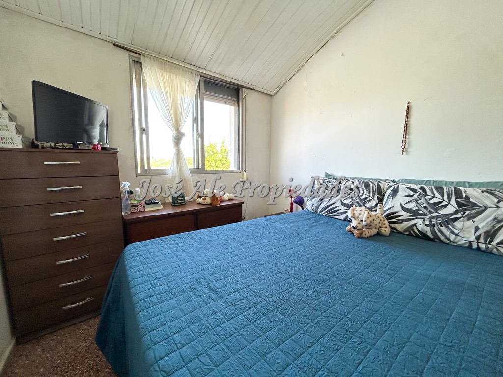 Imagen 6 de Excelente vivienda ubicada en el Real de San Carlos, a pocas cuadras de la Rambla y Playas de Colonia.